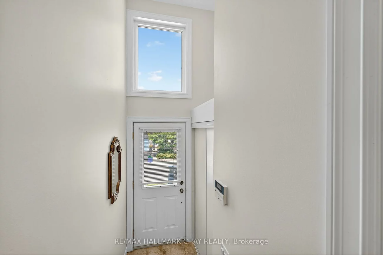 912, Creekfront, Gorham-College Manor, Newmarket