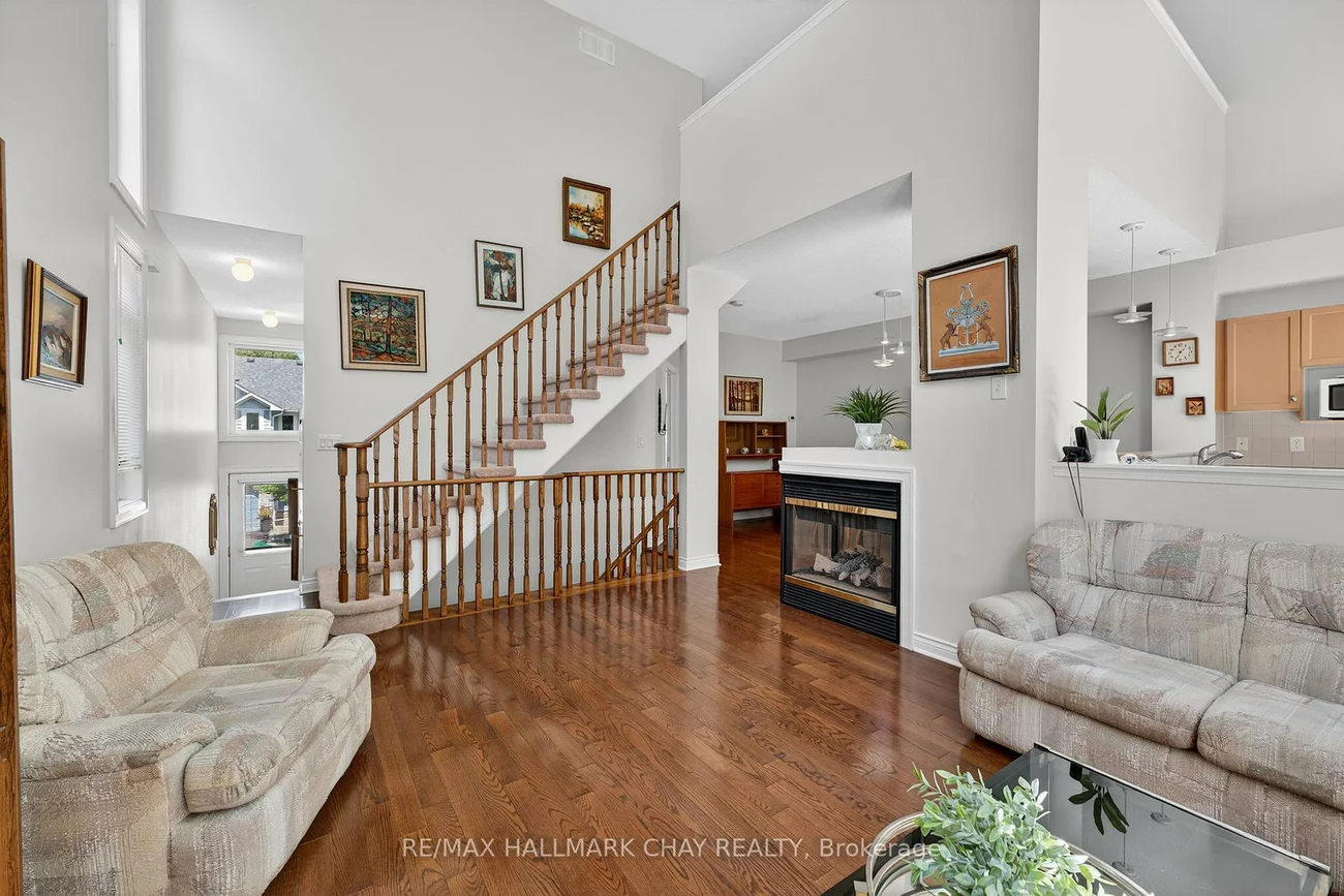 912, Creekfront, Gorham-College Manor, Newmarket