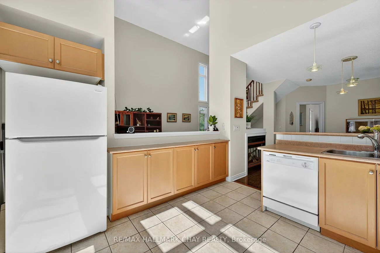912, Creekfront, Gorham-College Manor, Newmarket