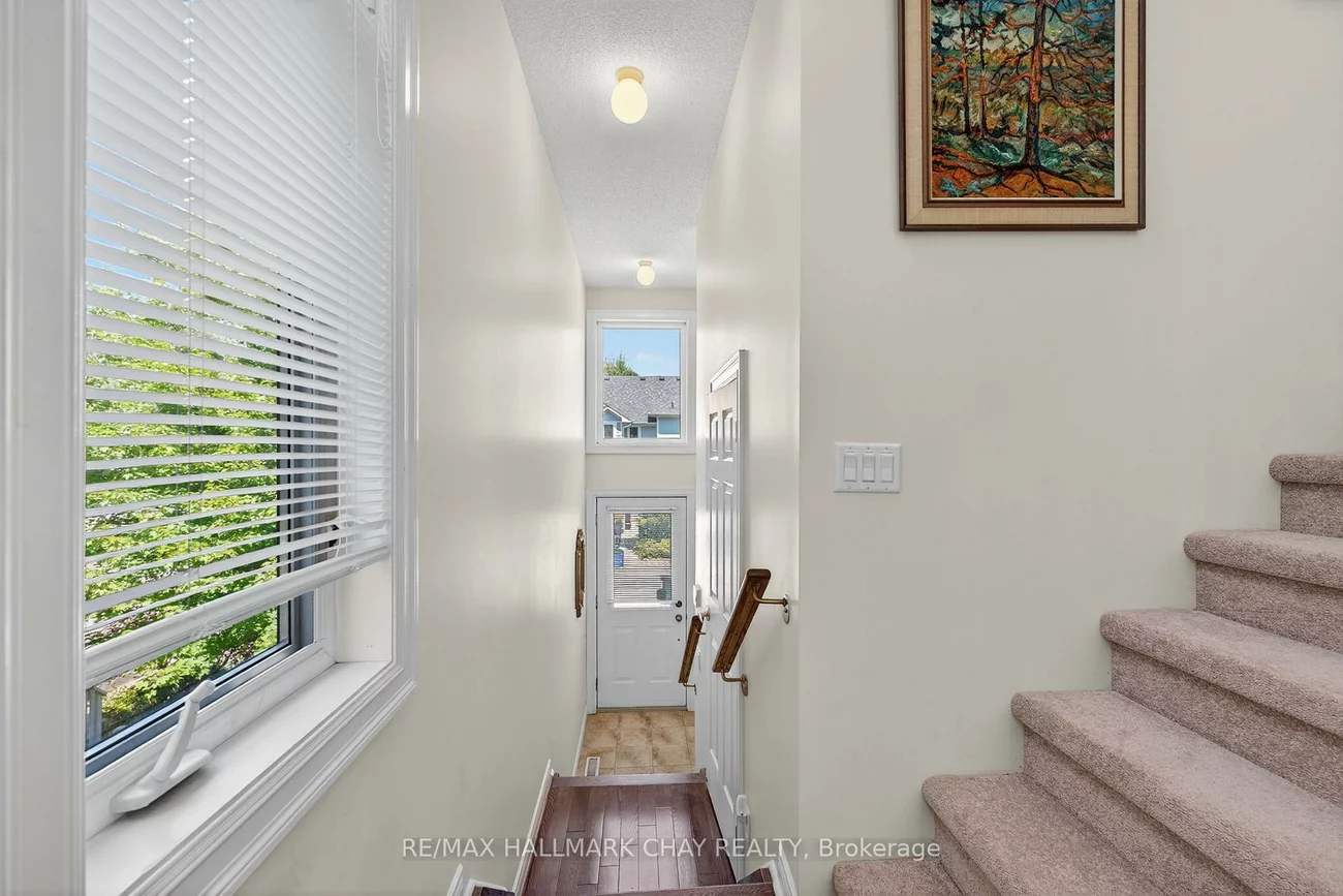 912, Creekfront, Gorham-College Manor, Newmarket