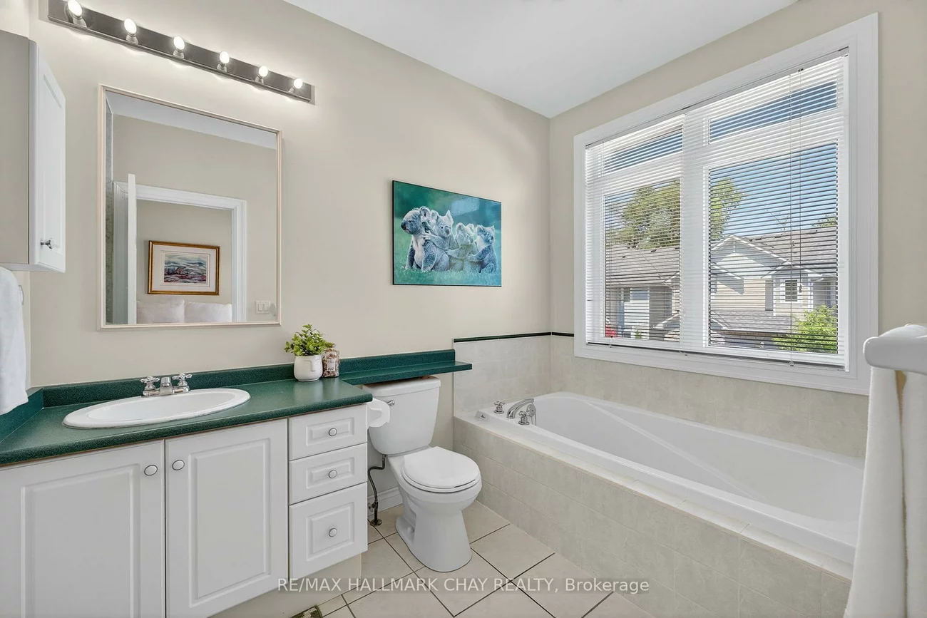 912, Creekfront, Gorham-College Manor, Newmarket