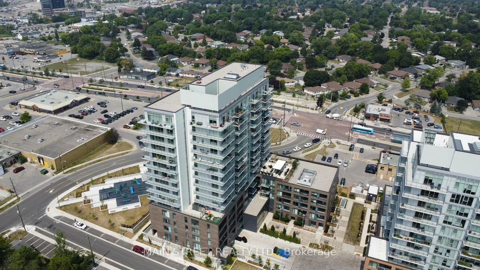 185, Deerfield, Central Newmarket, Newmarket