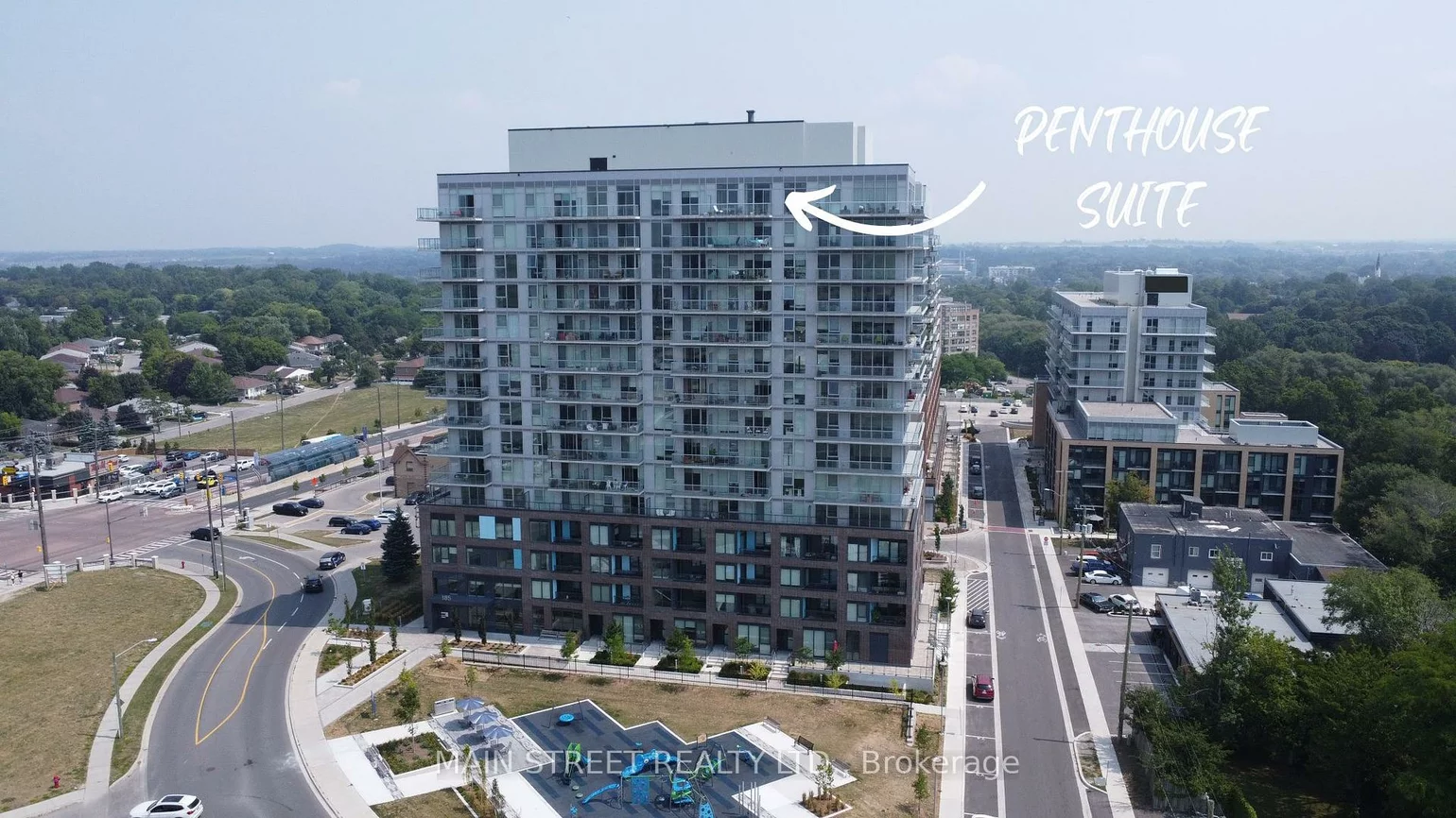 185, Deerfield, Central Newmarket, Newmarket