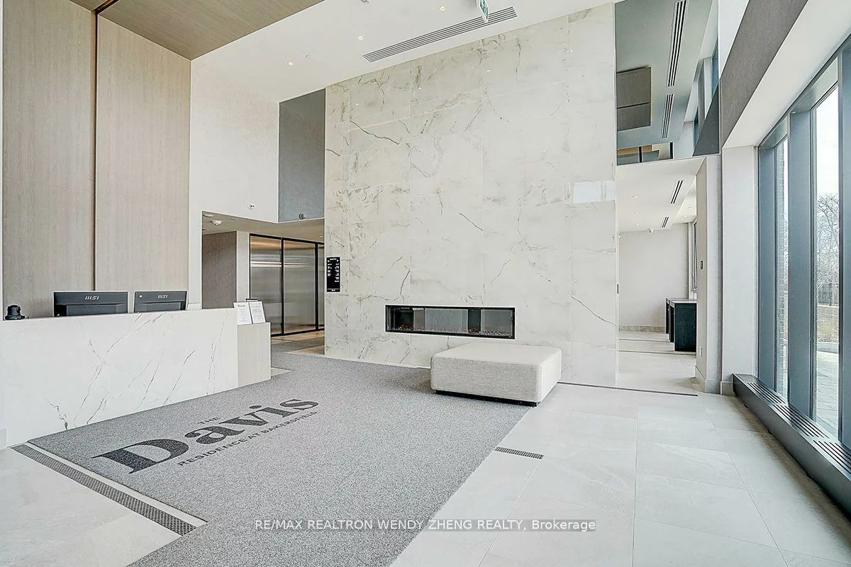 185, Deerfield, Central Newmarket, Newmarket