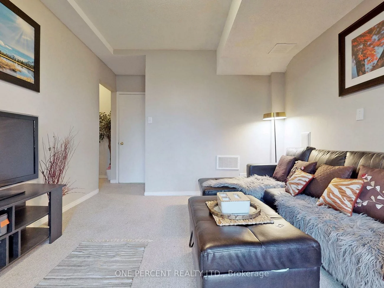 32, Brandy Lane, Central Newmarket, Newmarket