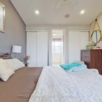 32, Brandy Lane, Central Newmarket, Newmarket
