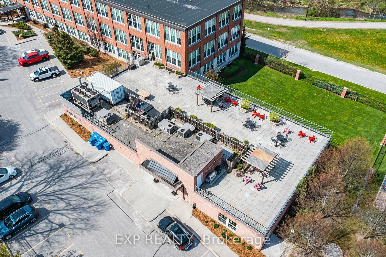 543, Timothy, Central Newmarket, Newmarket