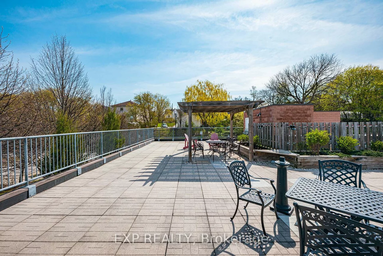 543, Timothy, Central Newmarket, Newmarket