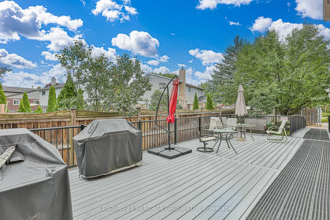 10, Ashton, Huron Heights-Leslie Valley, Newmarket