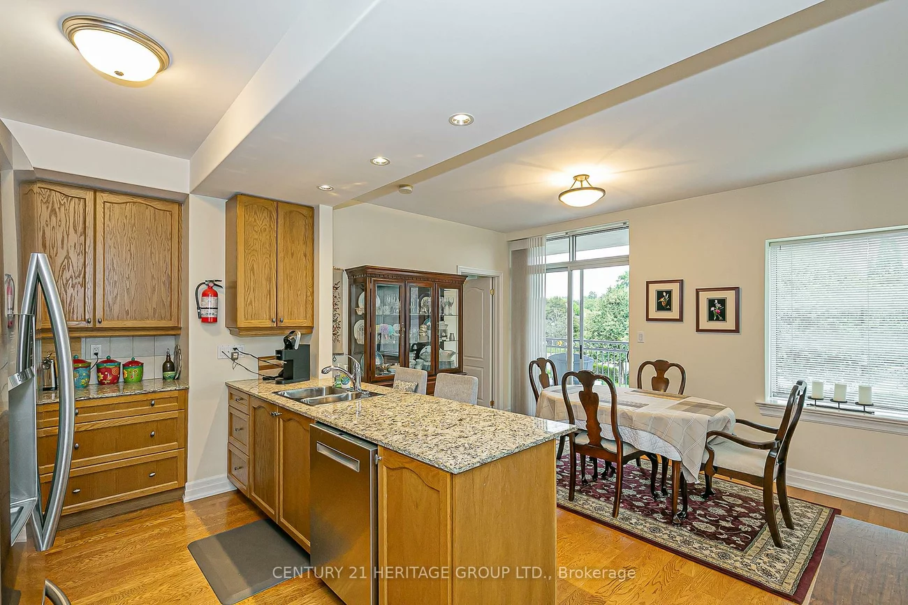 10, Ashton, Huron Heights-Leslie Valley, Newmarket