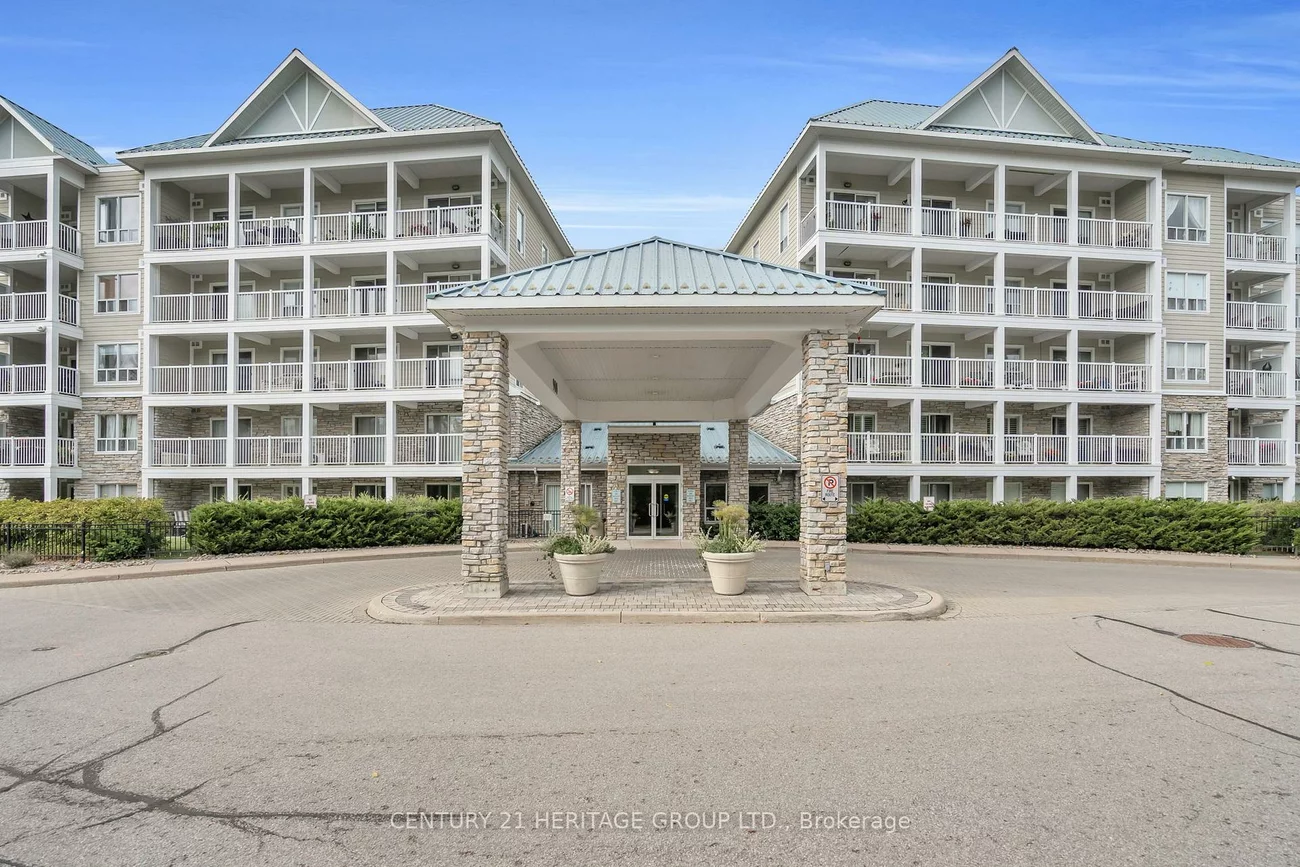 900, Bogart Mill, Gorham-College Manor, Newmarket