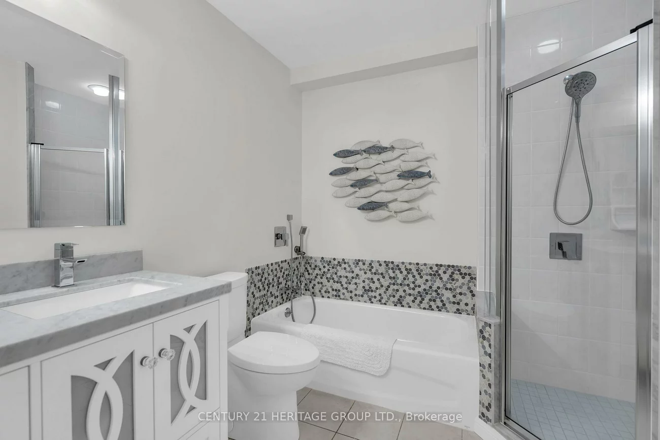 900, Bogart Mill, Gorham-College Manor, Newmarket