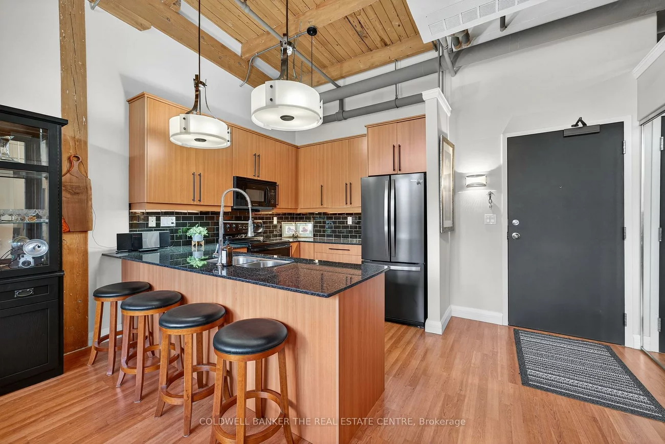 543, Timothy, Central Newmarket, Newmarket