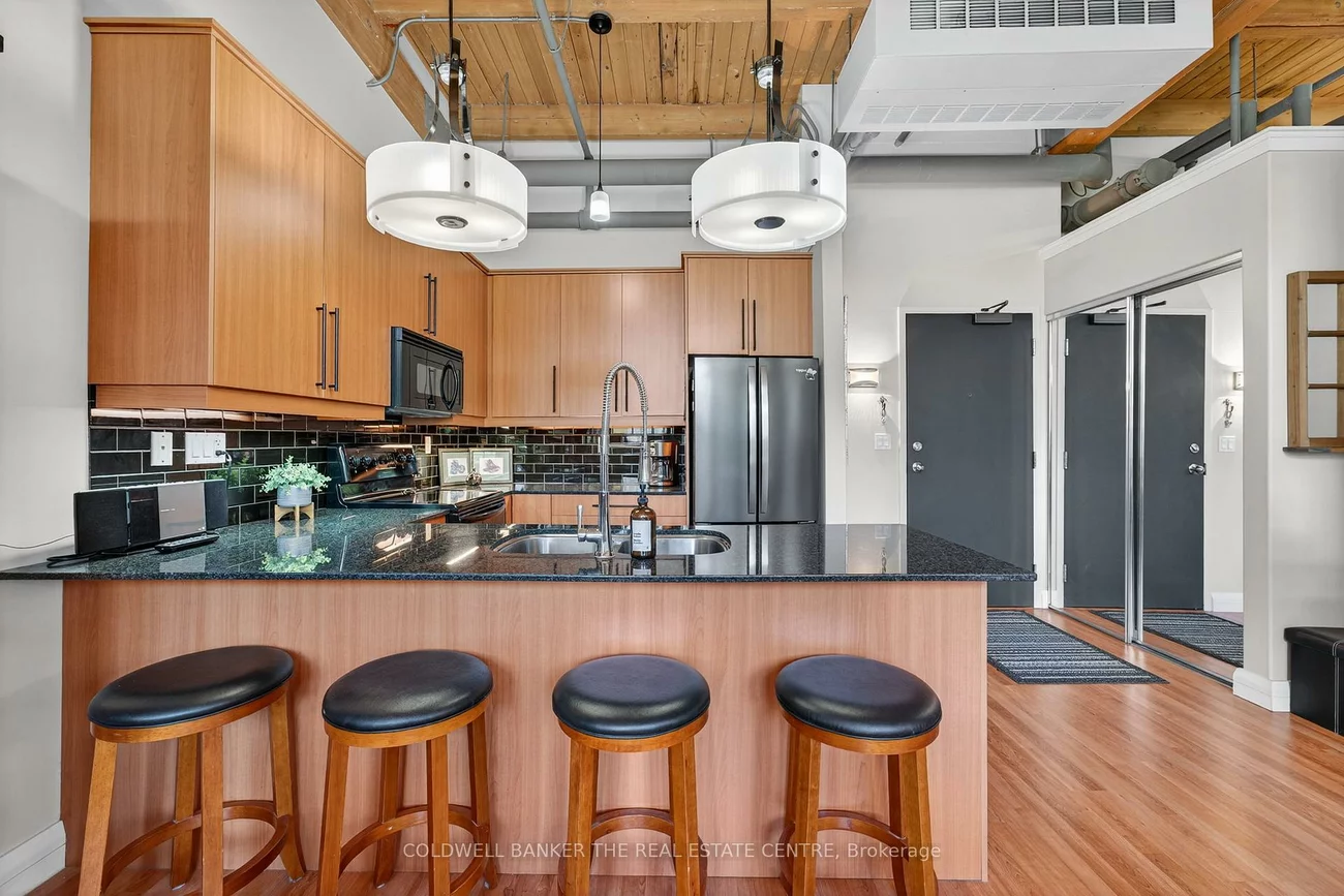 543, Timothy, Central Newmarket, Newmarket