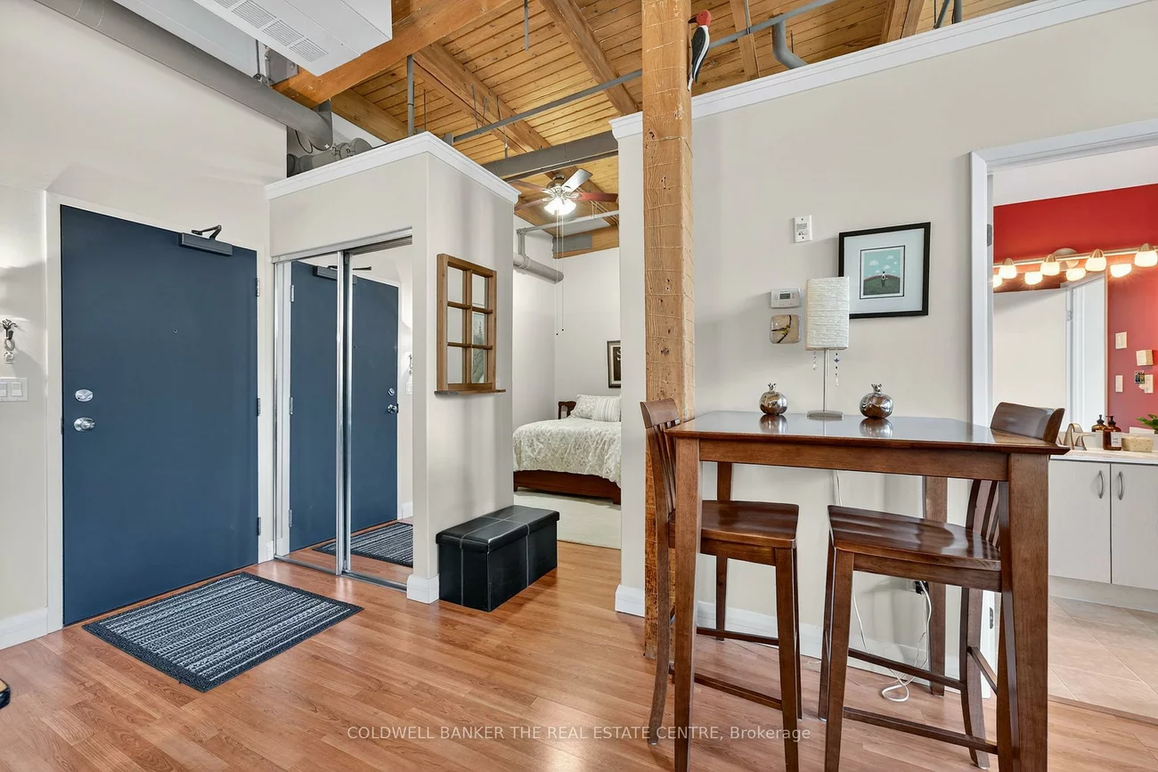 543, Timothy, Central Newmarket, Newmarket