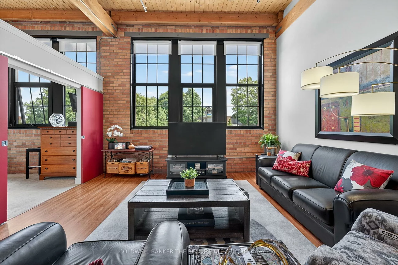 543, Timothy, Central Newmarket, Newmarket