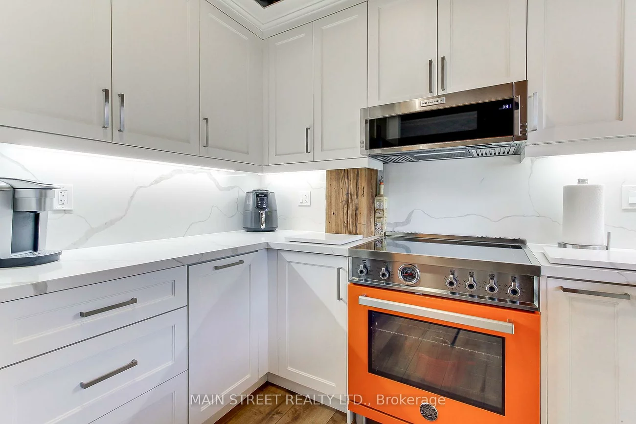 543, Timothy, Central Newmarket, Newmarket