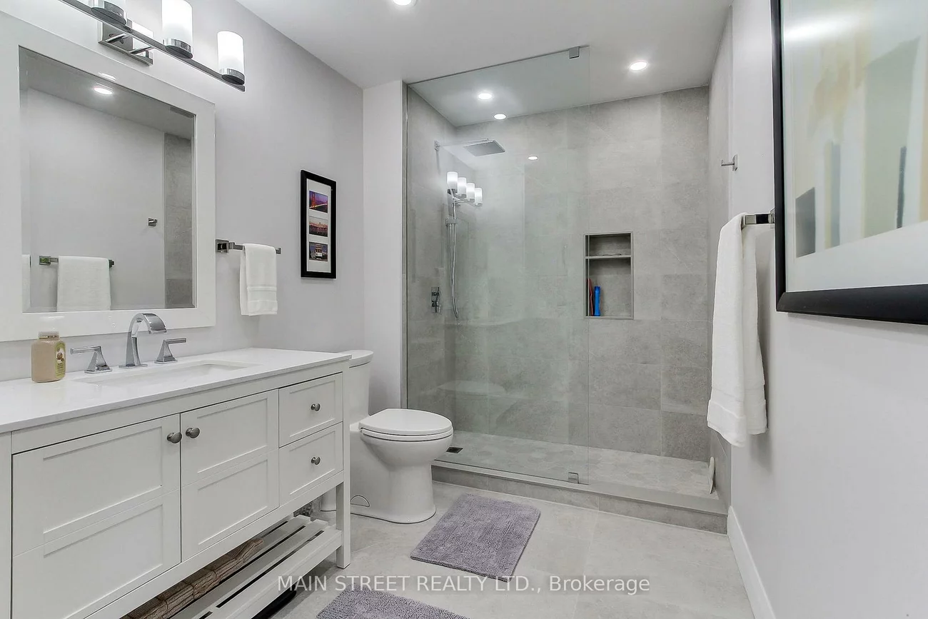 543, Timothy, Central Newmarket, Newmarket