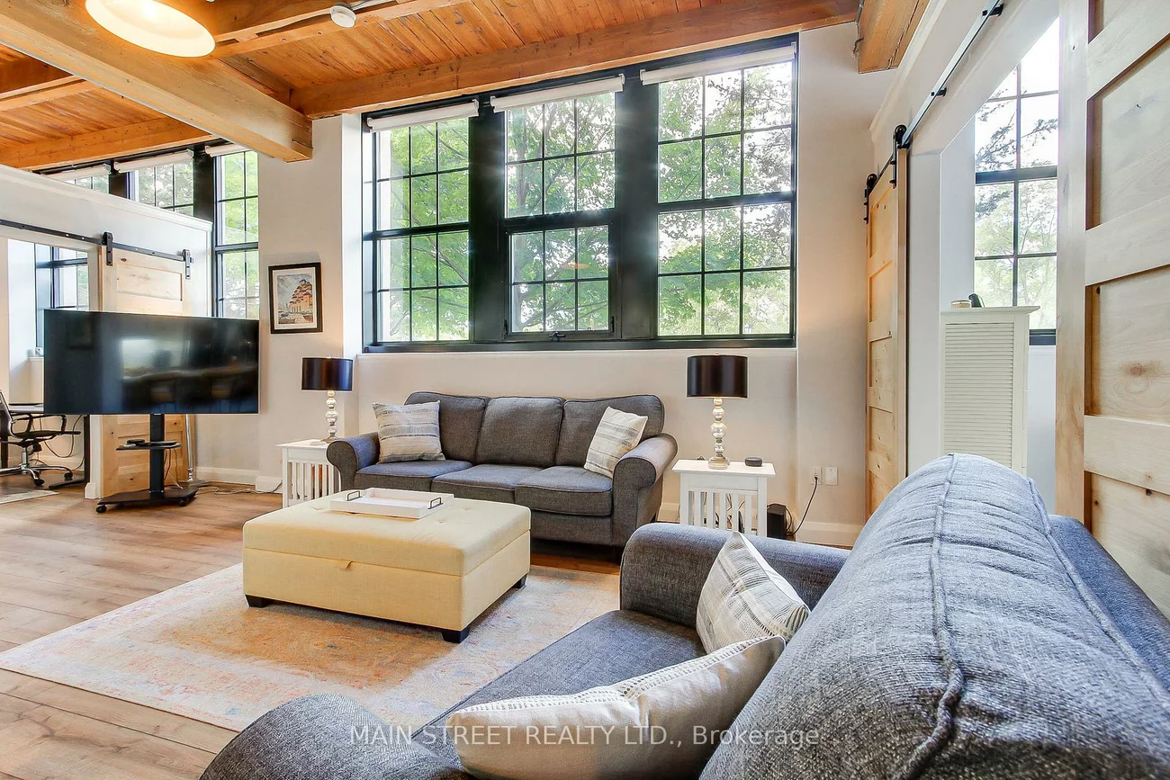 543, Timothy, Central Newmarket, Newmarket