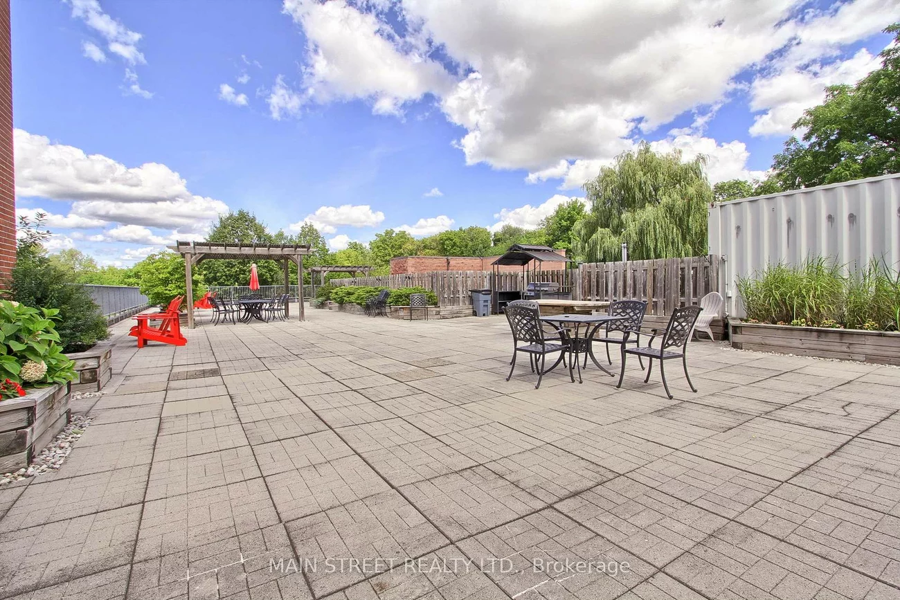 543, Timothy, Central Newmarket, Newmarket