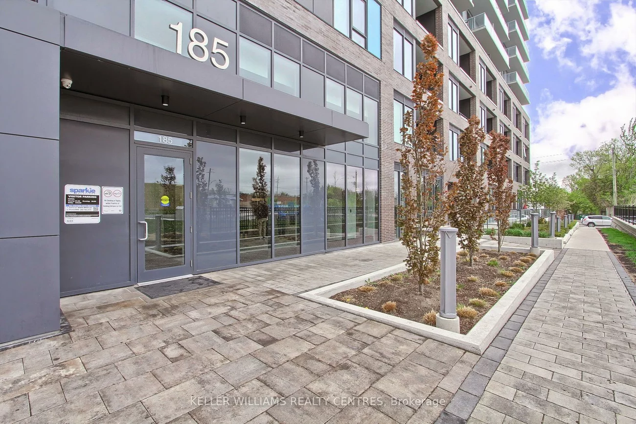 185, Deerfield, Central Newmarket, Newmarket