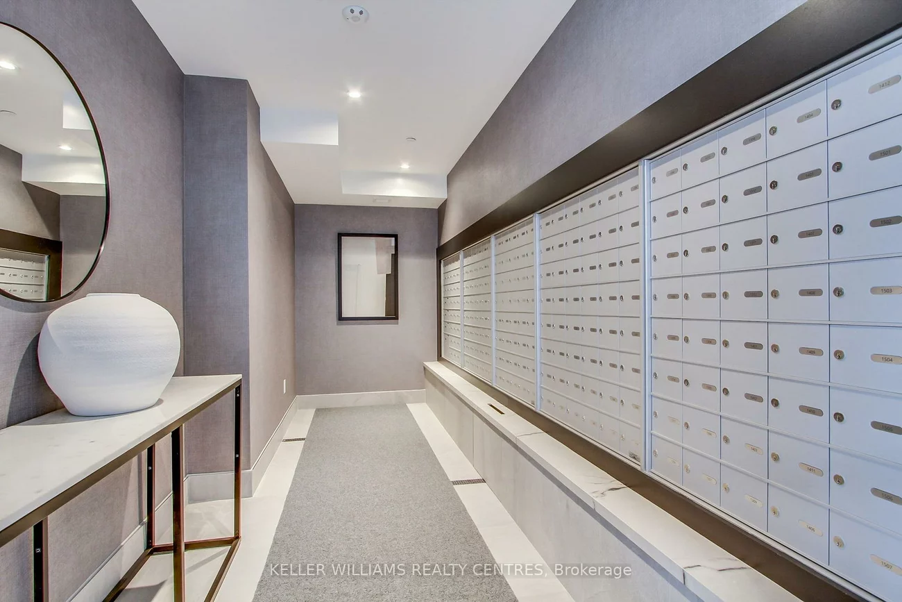 185, Deerfield, Central Newmarket, Newmarket