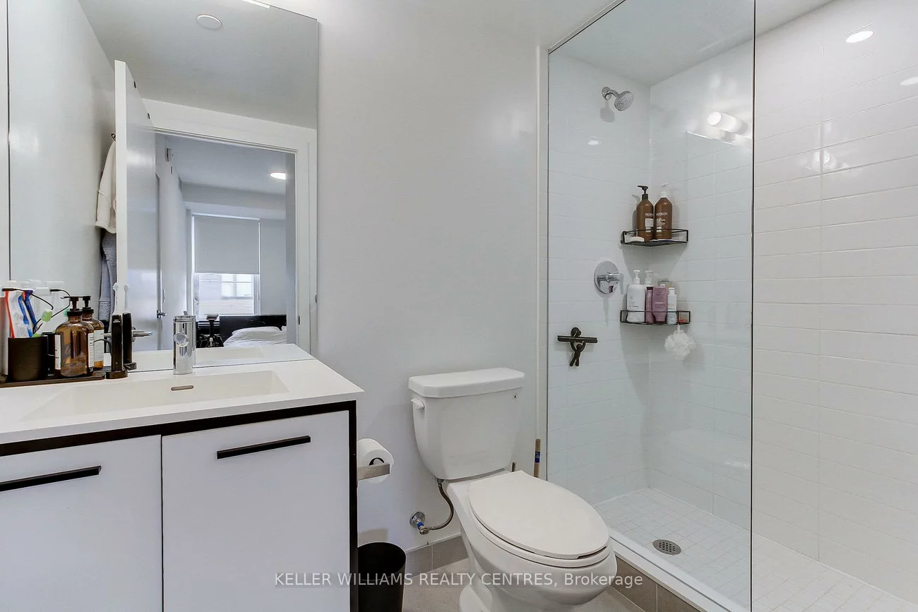 185, Deerfield, Central Newmarket, Newmarket