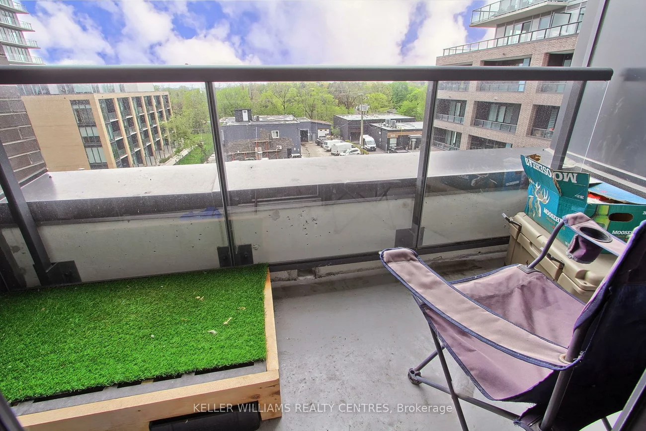 185, Deerfield, Central Newmarket, Newmarket