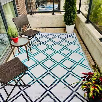 185, Deerfield, Central Newmarket, Newmarket