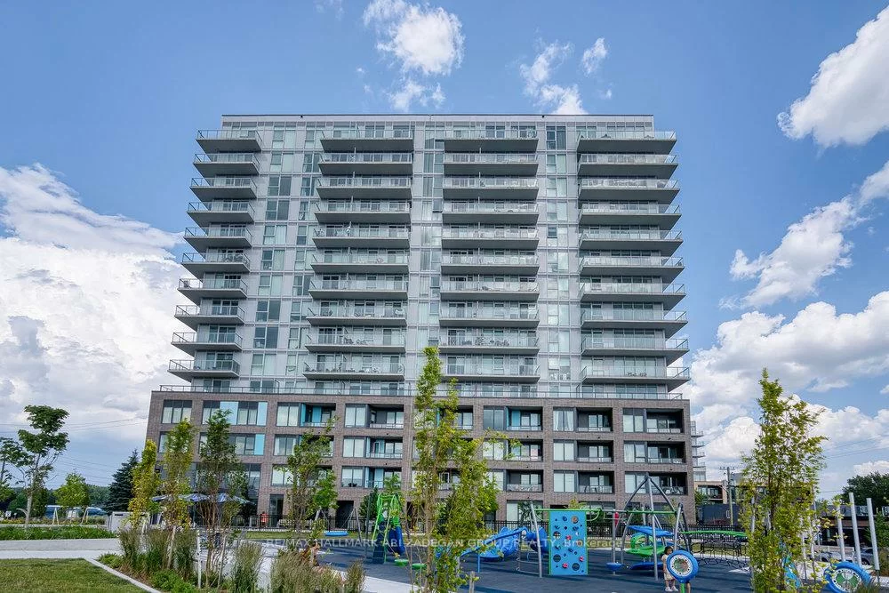 185, Deerfield, Central Newmarket, Newmarket