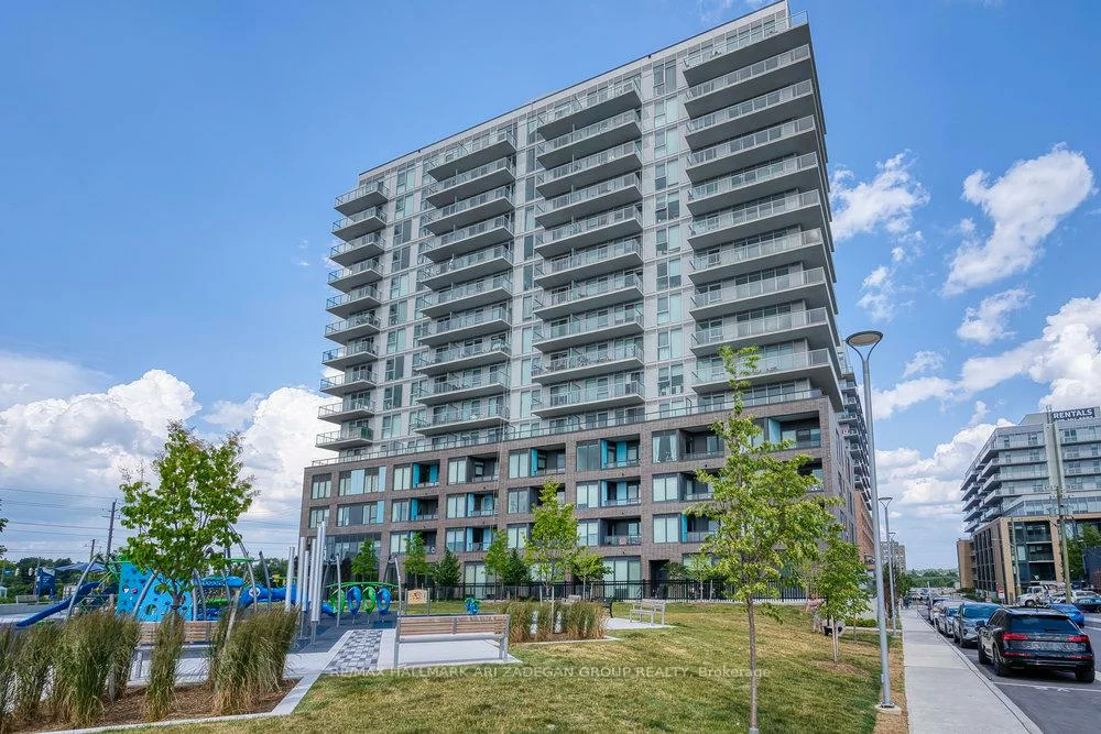 185, Deerfield, Central Newmarket, Newmarket