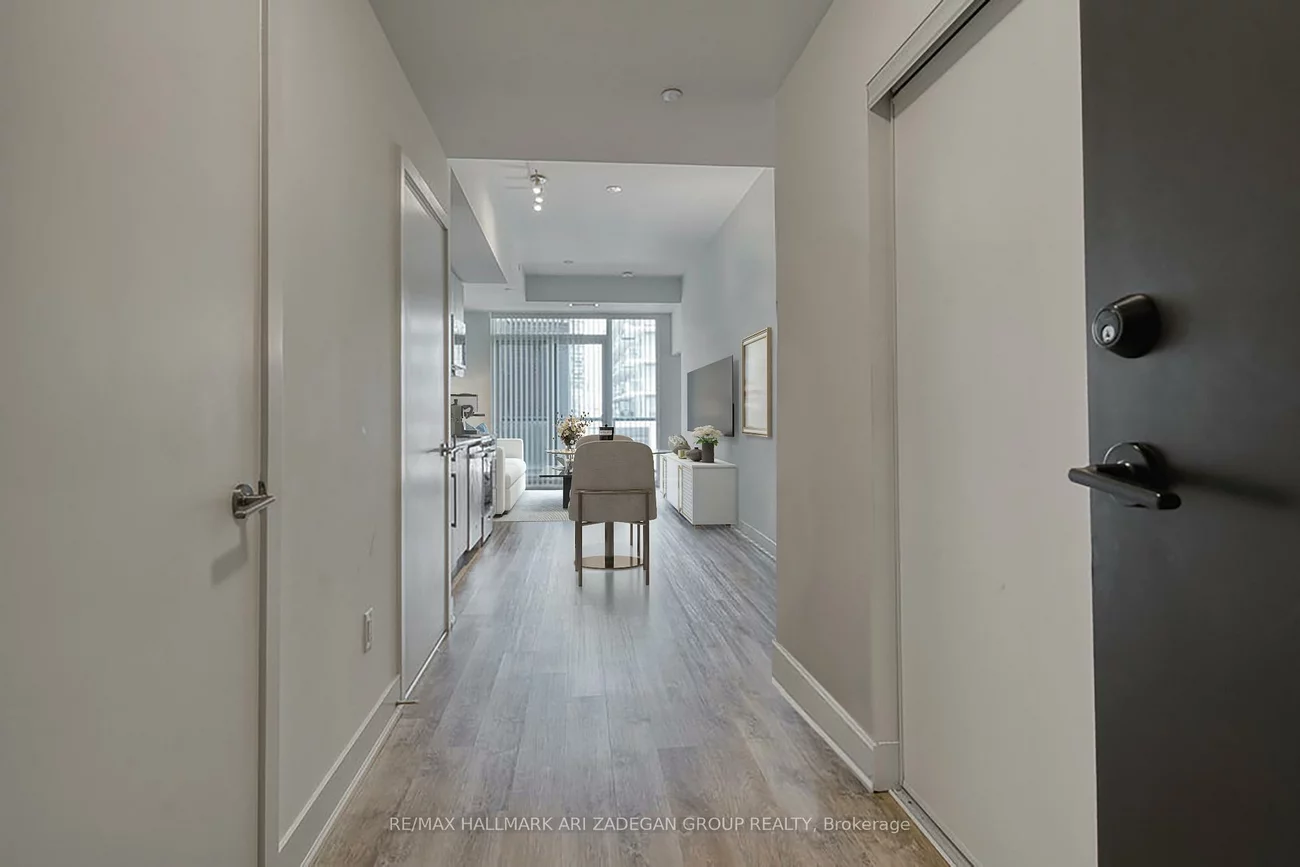 185, Deerfield, Central Newmarket, Newmarket