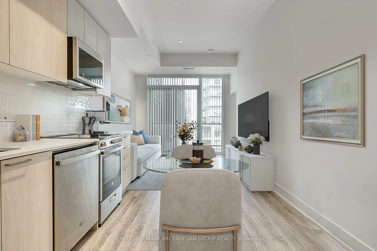 185, Deerfield, Central Newmarket, Newmarket