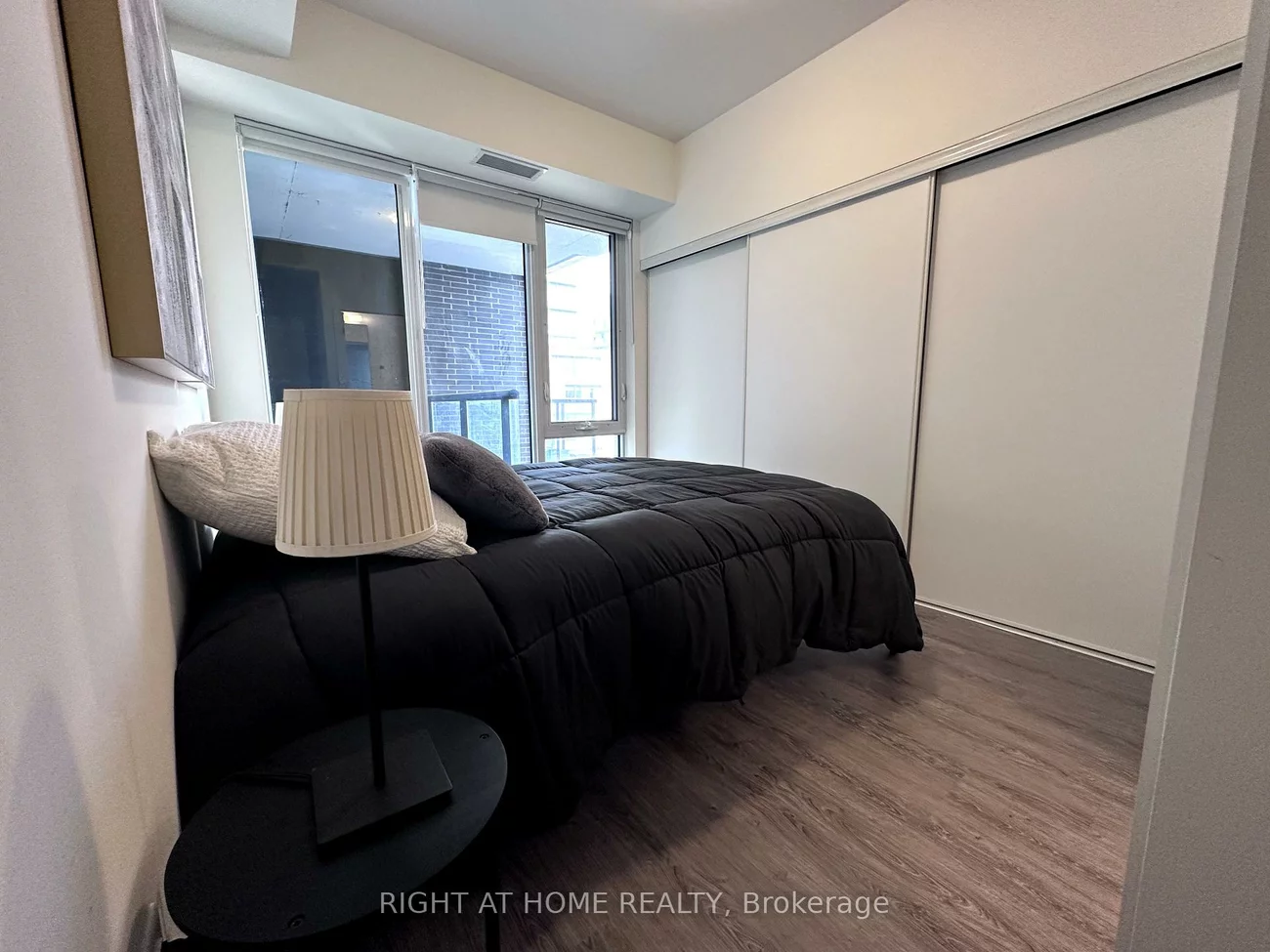 185, Deerfield, Central Newmarket, Newmarket