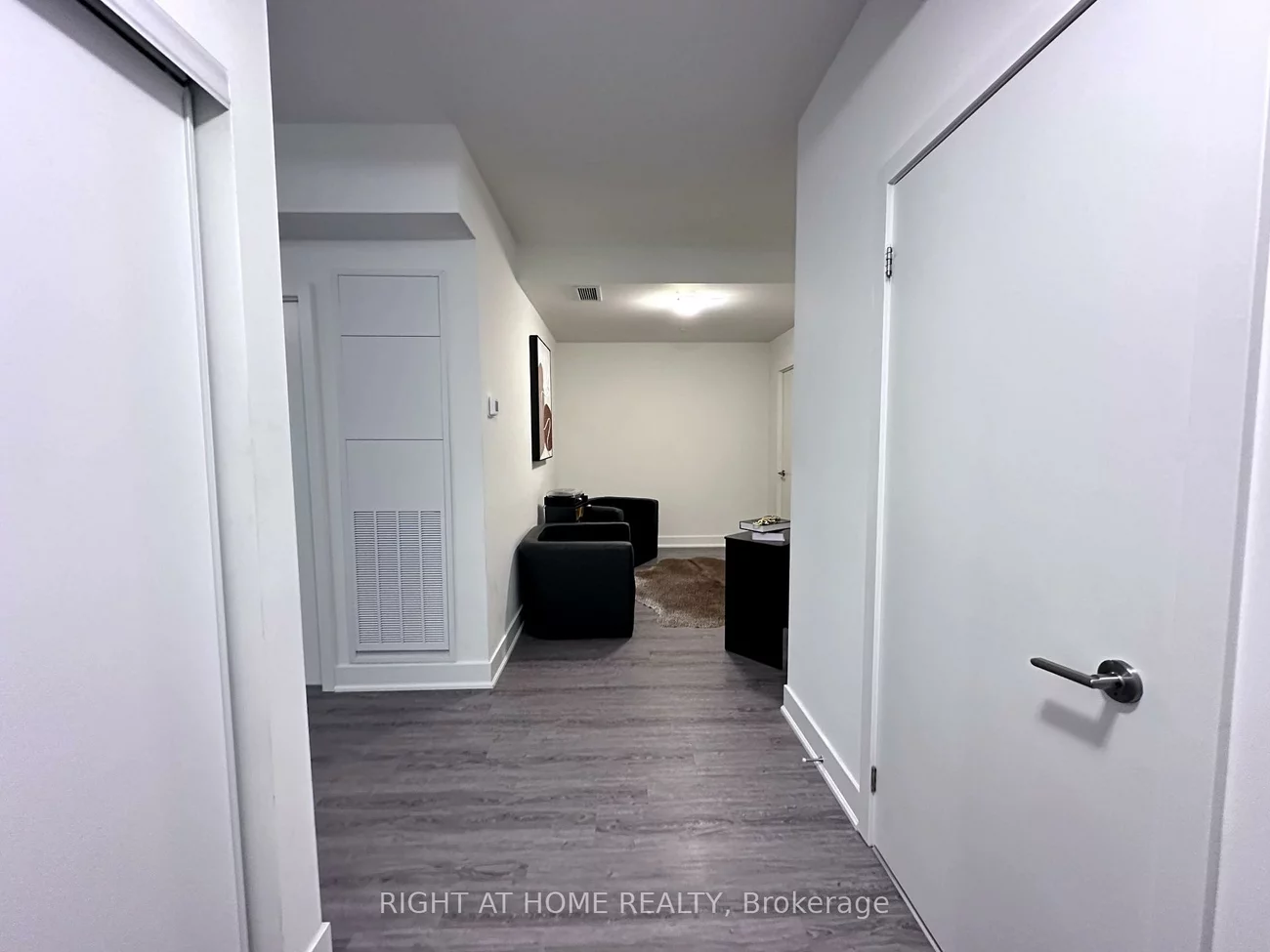 185, Deerfield, Central Newmarket, Newmarket