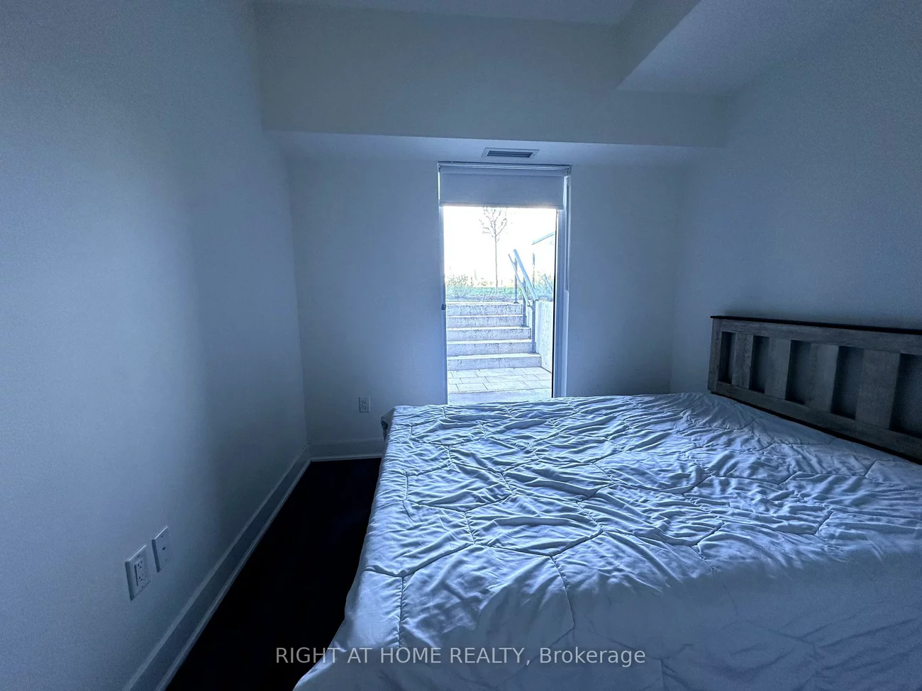 185, Deerfield, Central Newmarket, Newmarket