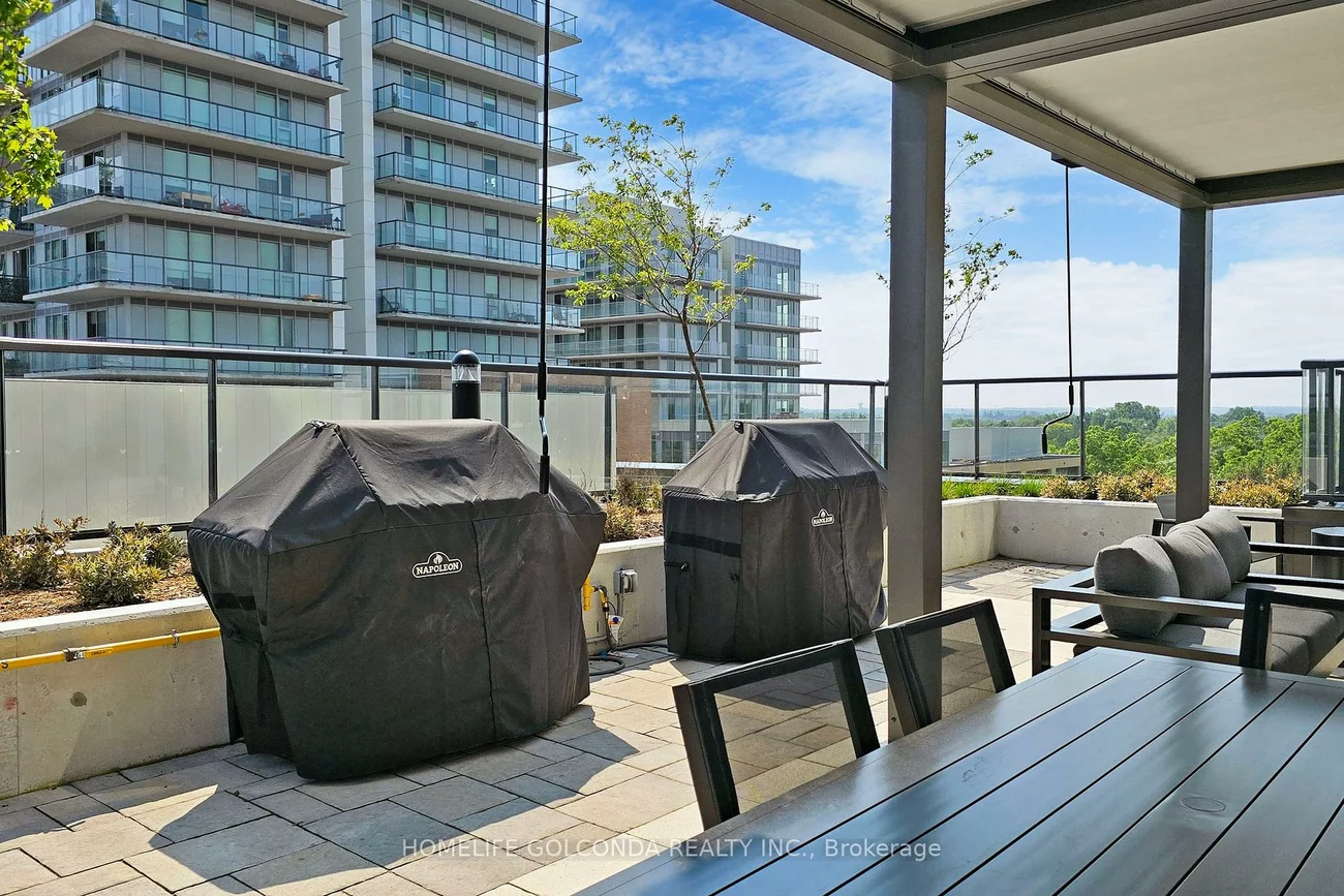 185, Deerfield, Central Newmarket, Newmarket