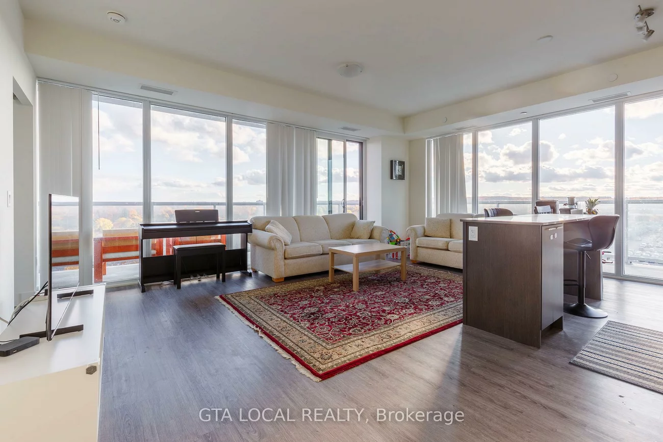 185, Deerfield, Central Newmarket, Newmarket