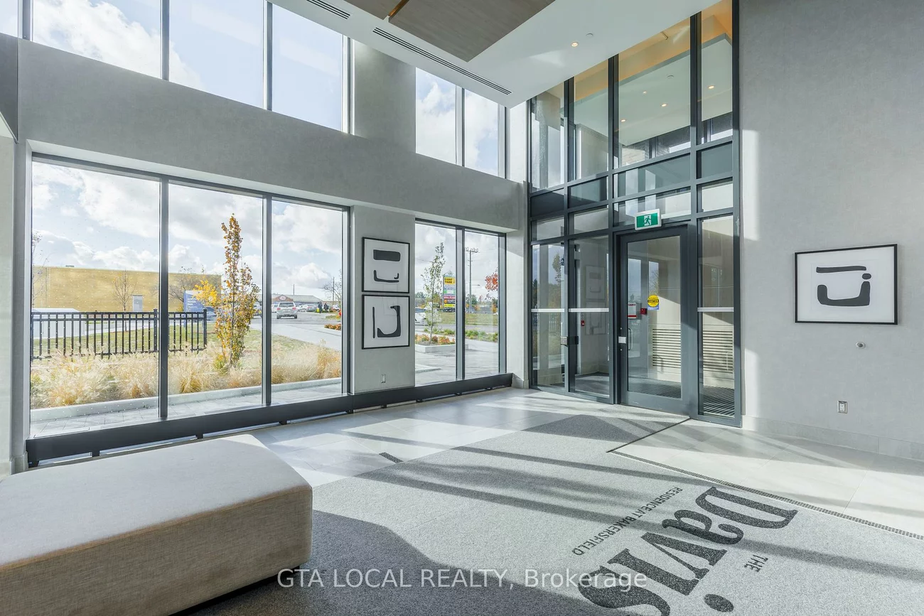 185, Deerfield, Central Newmarket, Newmarket