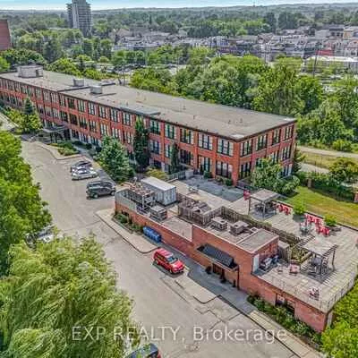 543, Timothy, Central Newmarket, Newmarket
