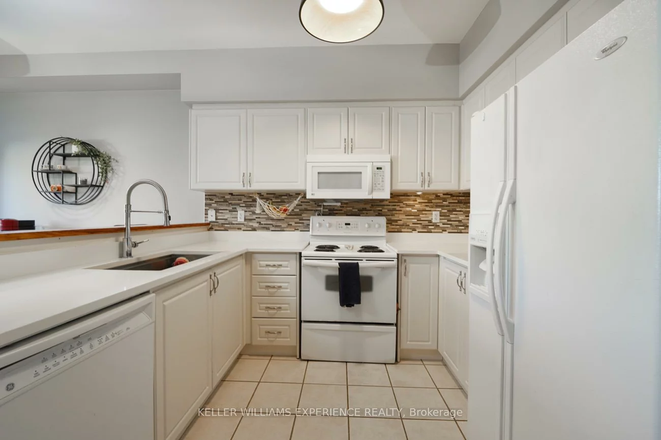 1087, Brook Gardens Marsh, Huron Heights-Leslie Valley, Newmarket