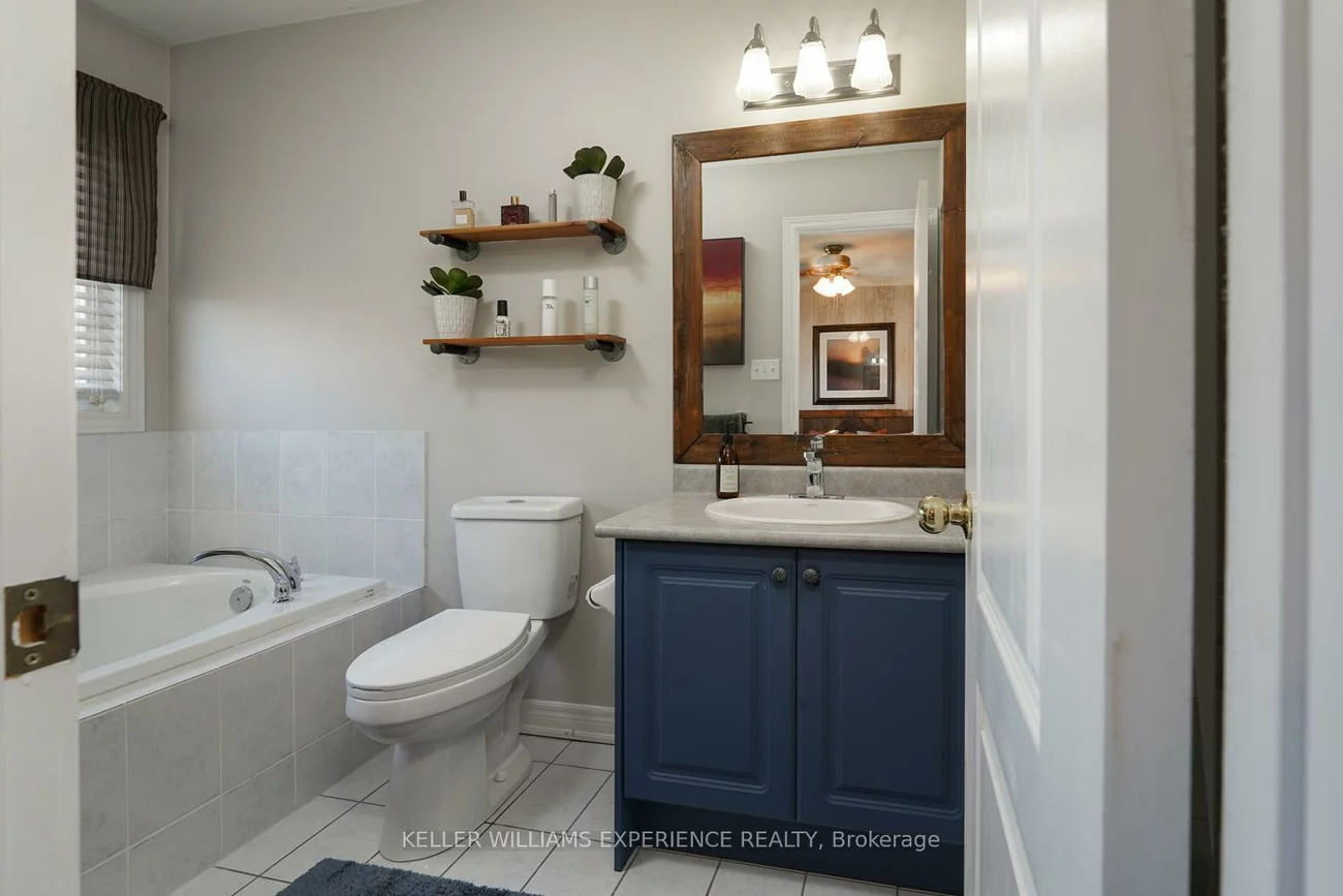 1087, Brook Gardens Marsh, Huron Heights-Leslie Valley, Newmarket