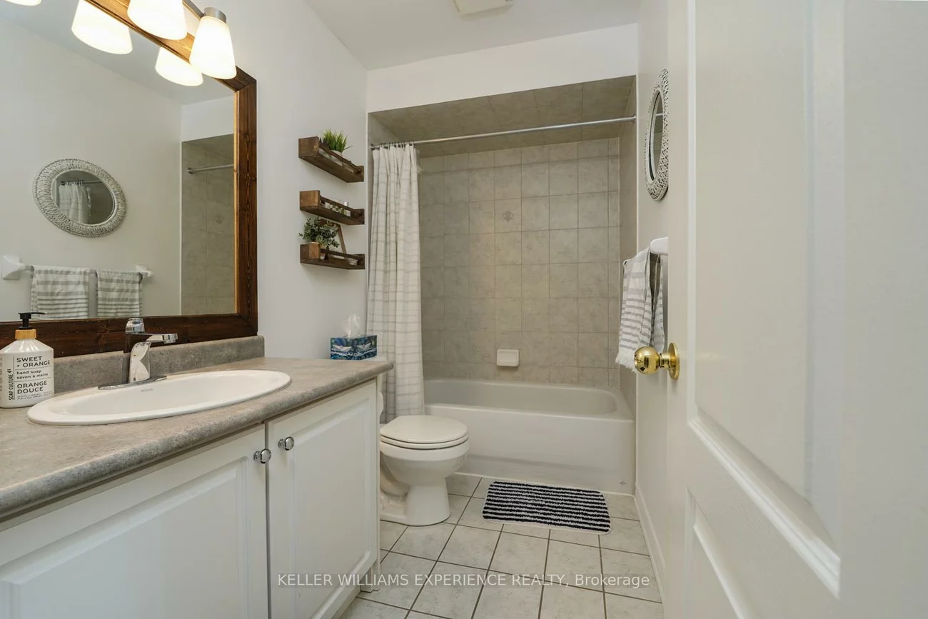 1087, Brook Gardens Marsh, Huron Heights-Leslie Valley, Newmarket