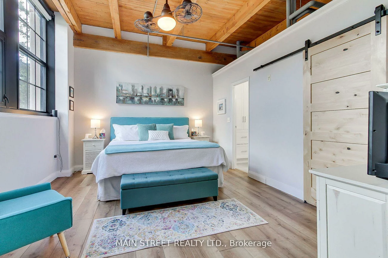 543, Timothy, Central Newmarket, Newmarket