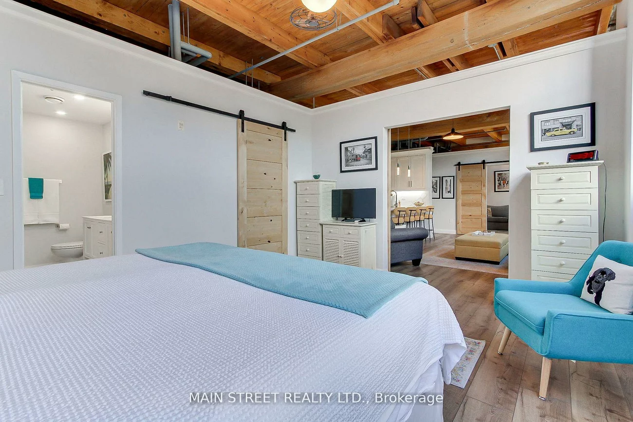 543, Timothy, Central Newmarket, Newmarket