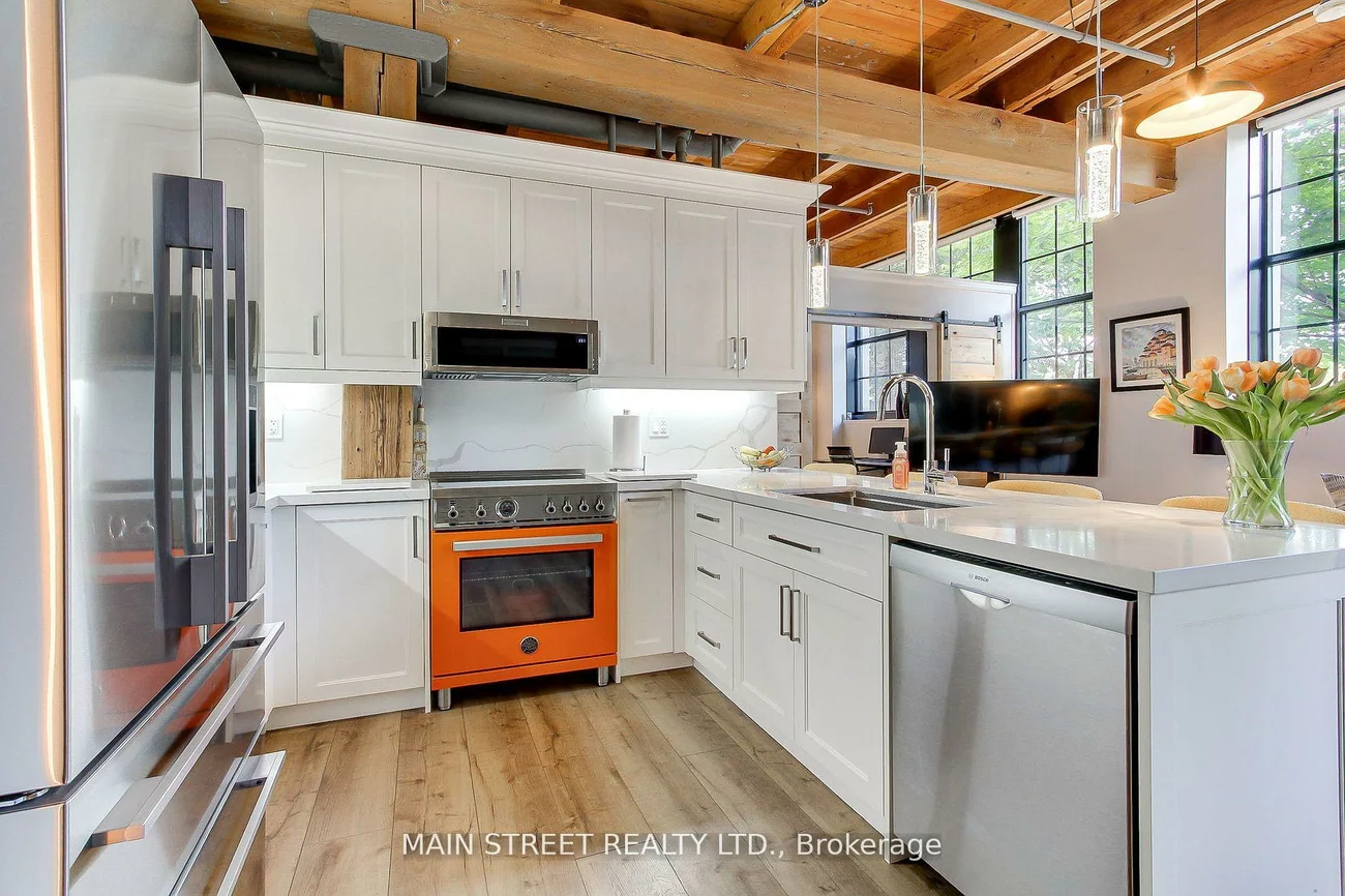 543, Timothy, Central Newmarket, Newmarket