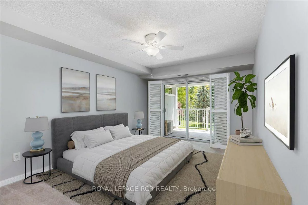 900, Bogart Mill, Gorham-College Manor, Newmarket