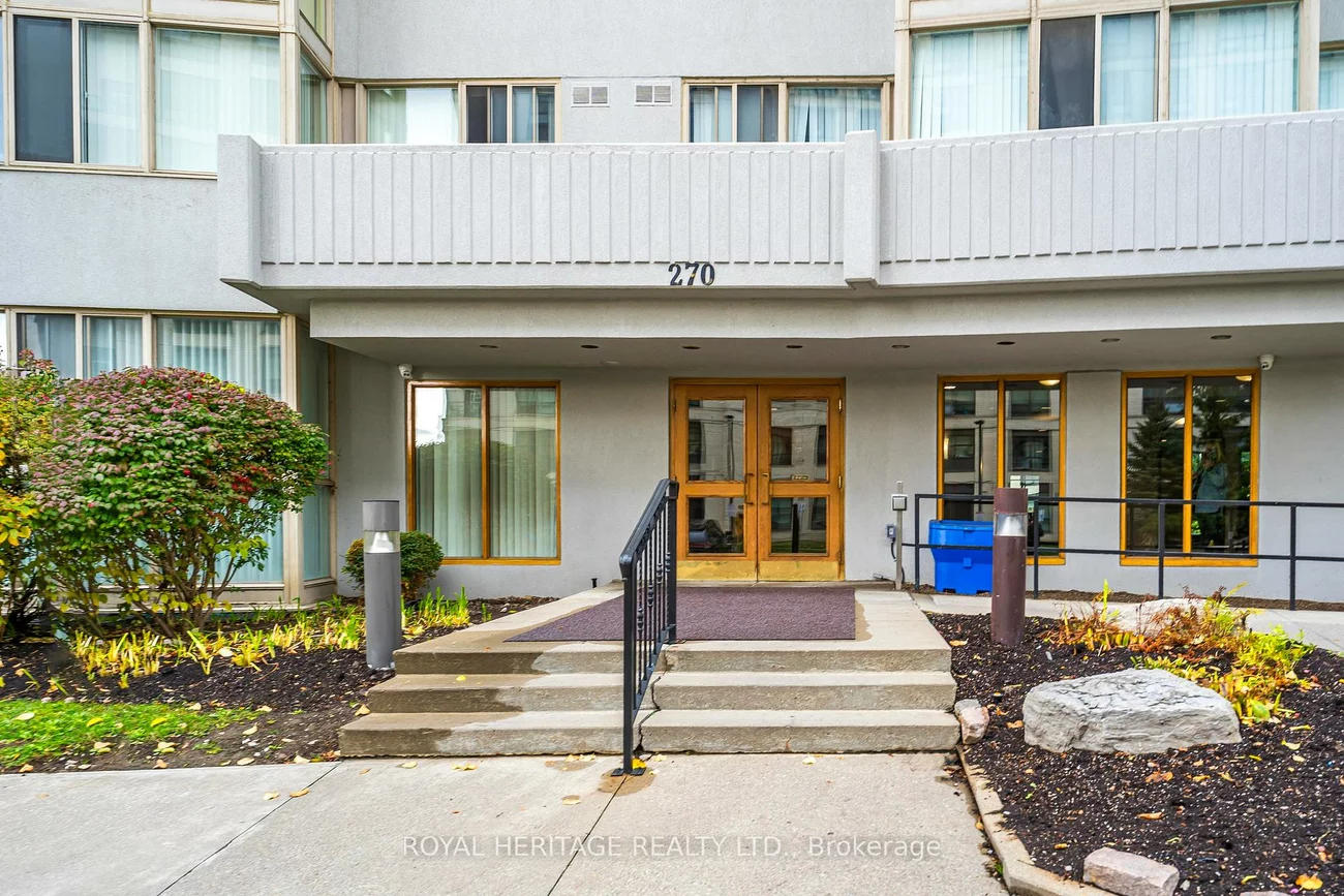 270, Davis, Central Newmarket, Newmarket