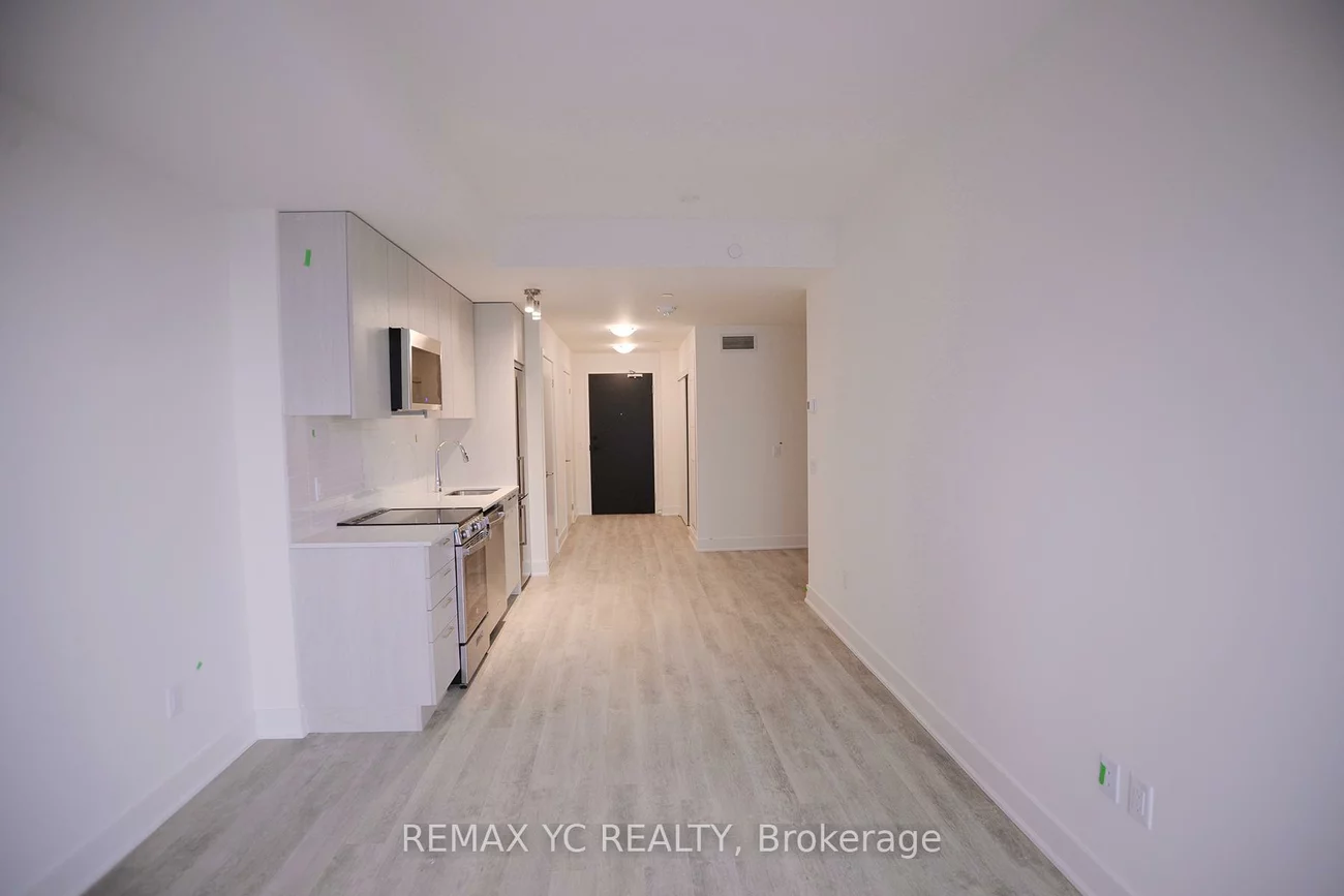 185, Deerfield, Central Newmarket, Newmarket