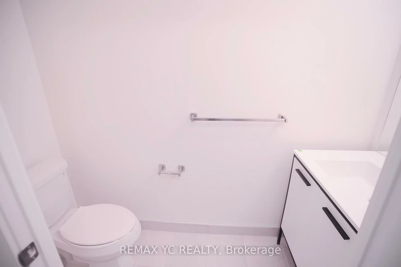 185, Deerfield, Central Newmarket, Newmarket